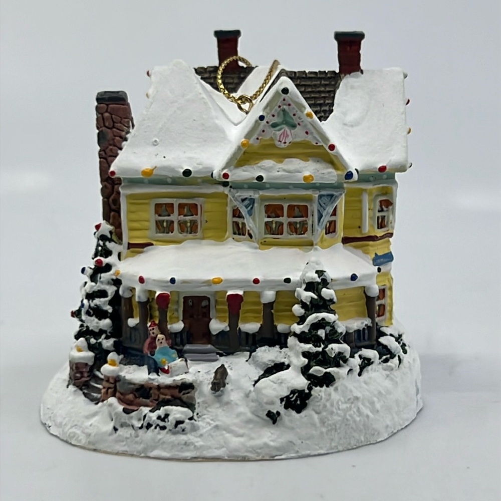 Thomas Kinkade 2000 “Homestead” Winter Memories Illuminated Christmas Ornament
